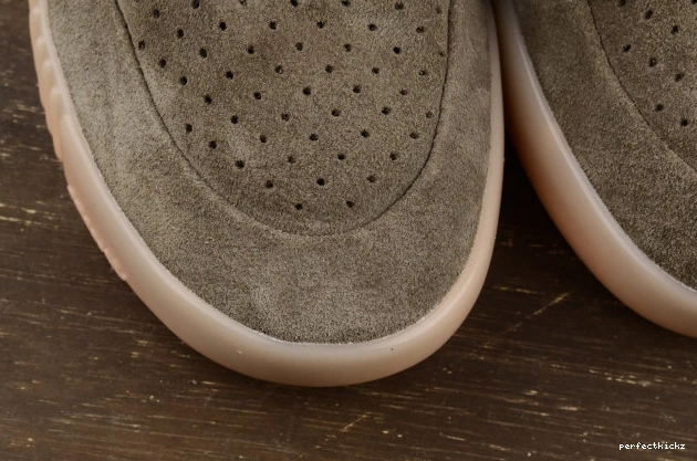 Brown Light BY2456 Boost Yeezy 750 adidas 0727